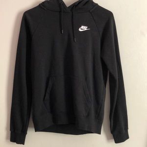 women’s black nike hoodie